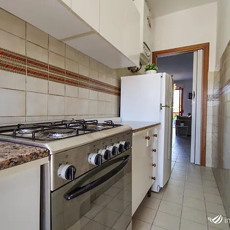 Trilocale Filzi Vista Mare - Invacanza Apartment