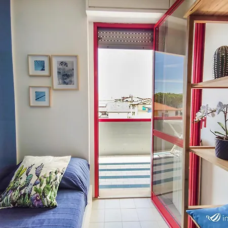 Trilocale Filzi Vista Mare - Invacanza Apartment