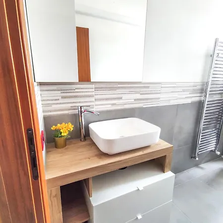 Apartment Trilocale Filzi Vista Mare - Invacanza